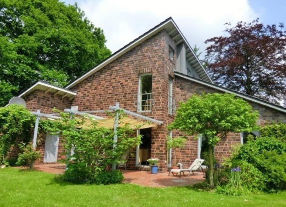 Unser Traumhaus Mit Wunderschoenem Garten Aurich Exteriér fotografie